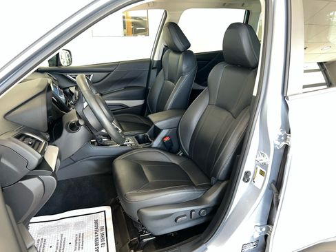 Used 2023 Subaru Forester Limited w/ Popular Package #2 AWD/4WD image 11