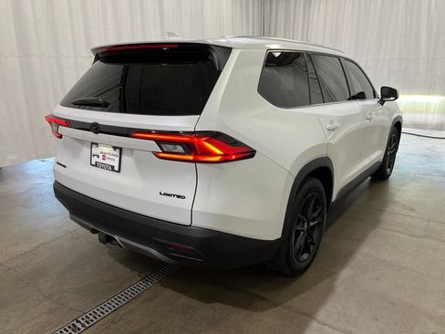 Certified 2024 Toyota Grand Highlander AWD Hybrid image 3