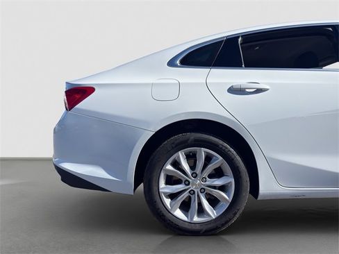 Used 2024 Chevrolet Malibu LT image 23