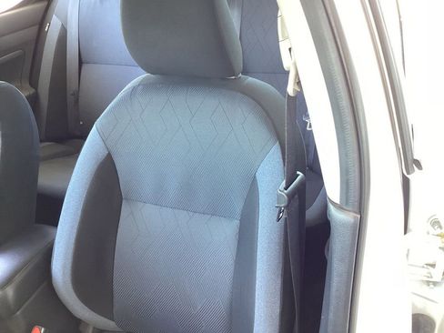 Used 2023 Nissan Versa SV FWD image 11