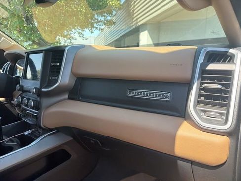 Used 2020 RAM 1500 Big Horn AWD/4WD image 16