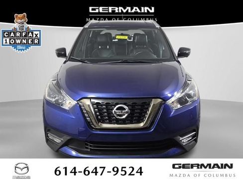 Used 2019 Nissan Kicks SR w/ SR Premium Package FWD image 3