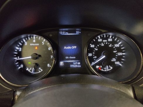 Used 2017 Nissan Rogue Sport SV image 23