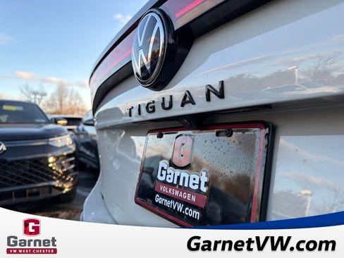New 2026 Volkswagen Tiguan SE R-Line image 30