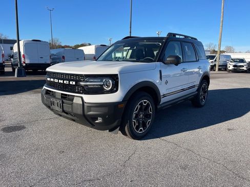 New 2025 Ford Bronco Sport Outer Banks w/ Outer Banks Tech Package+ image 1