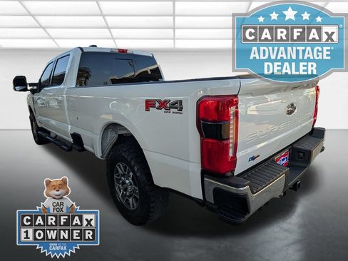 Used 2024 Ford F250 Lariat w/ FX4 Off-Road Package AWD/4WD image 2