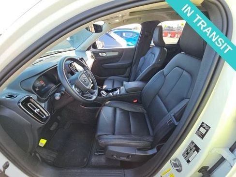 Used 2026 Volvo XC40 B5 Plus AWD/4WD image 2