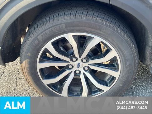 Certified 2025 Ford Explorer ST-Line AWD/4WD image 21