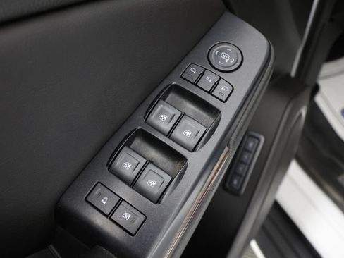 Used 2019 GMC Yukon SLT AWD/4WD image 31