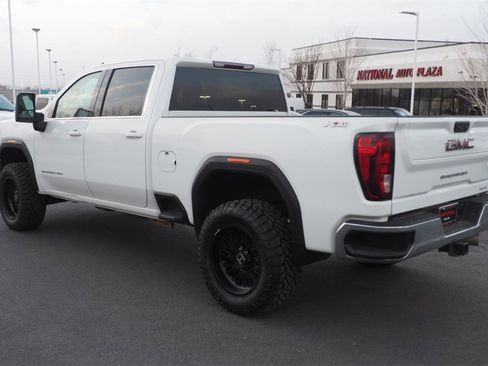 Used 2023 GMC Sierra 2500 SLE w/ SLE Convenience Package image 7