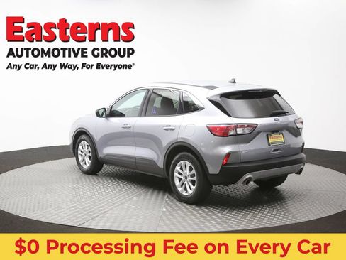 Used 2022 Ford Escape SE FWD image 65