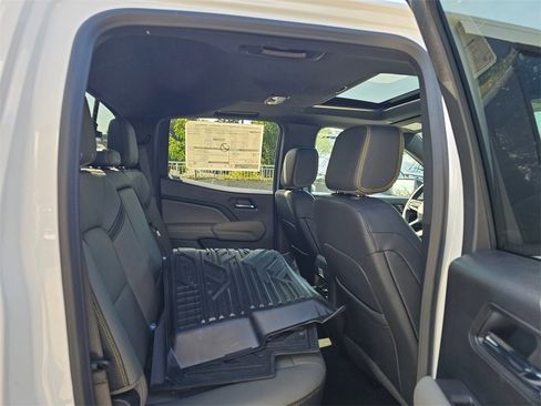 New 2026 Chevrolet Colorado ZR2 w/ ZR2 Bison Edition image 13