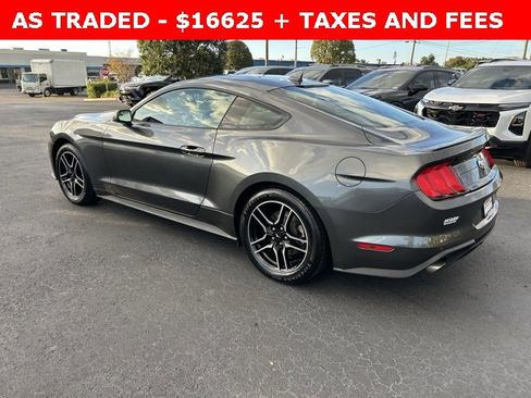 Used 2020 Ford Mustang Premium image 4
