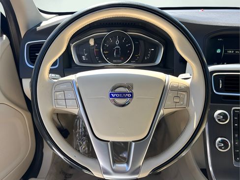 Used 2016 Volvo S60 T5 Premier FWD image 33