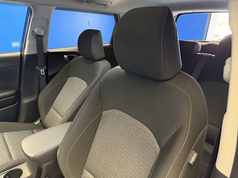 Used 2021 Kia Soul GT-Line FWD image 12
