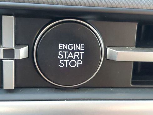 Used 2025 Hyundai Santa Fe XRT image 39