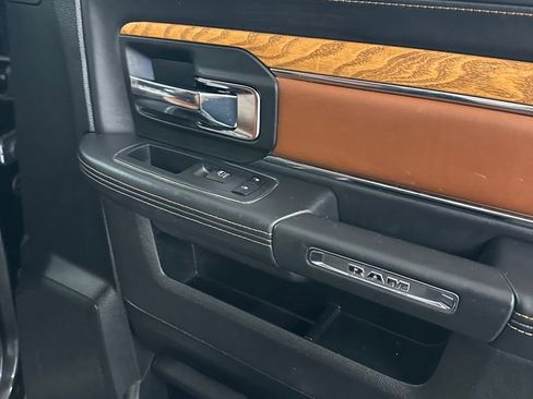 Used 2018 RAM 1500 Laramie Longhorn w/ Convenience Group image 43