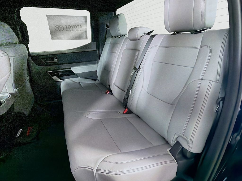 New 2026 Toyota Tundra Limited AWD/4WD image 8