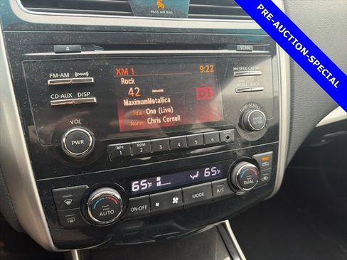 Used 2013 Nissan Altima 2.5 SV image 20