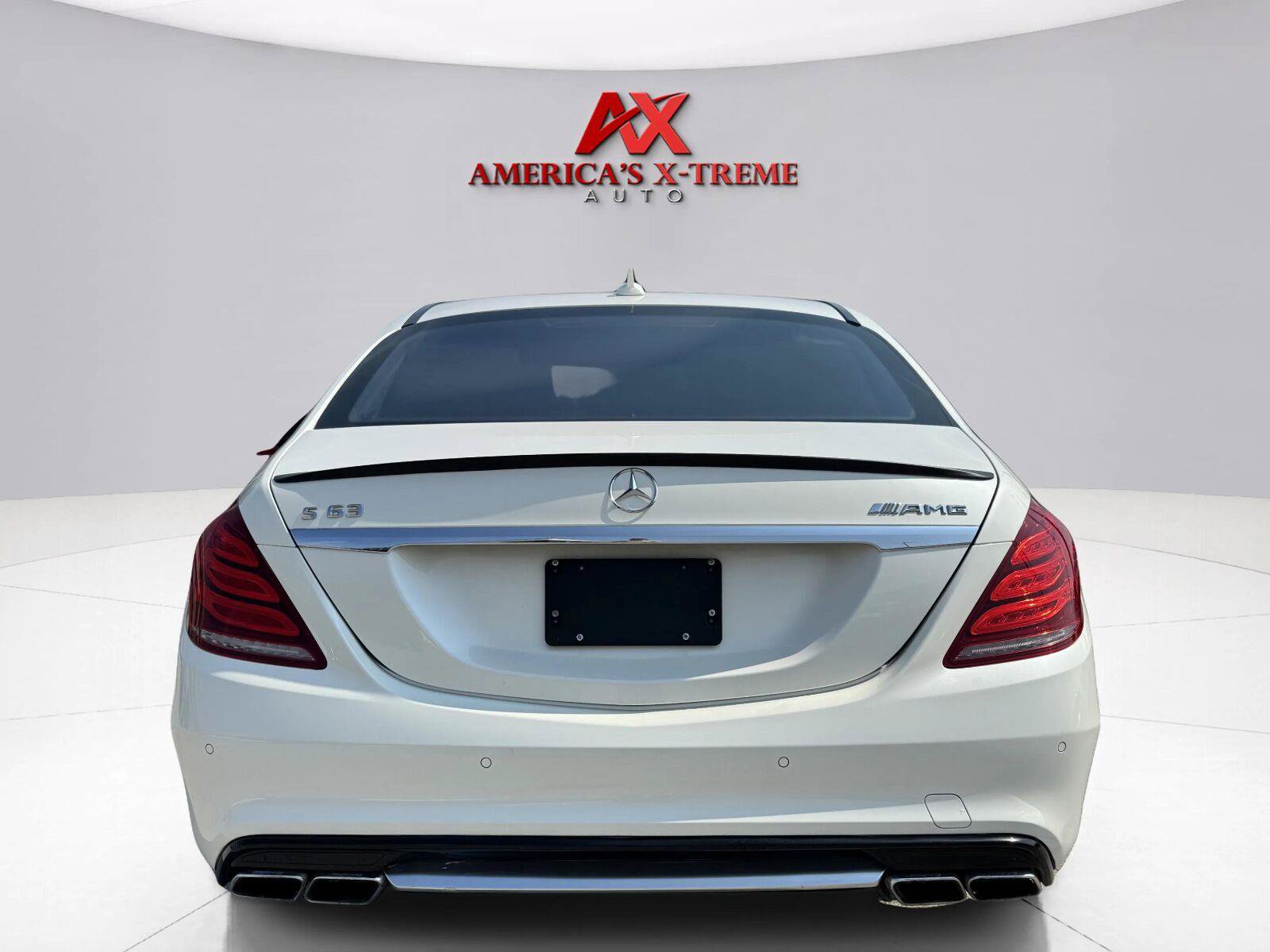 Used 2016 Mercedes-Benz S 63 AMG 4MATIC Sedan image 4