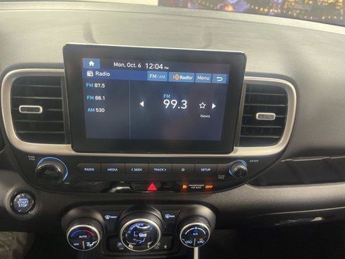 New 2026 Hyundai Venue SEL FWD image 17