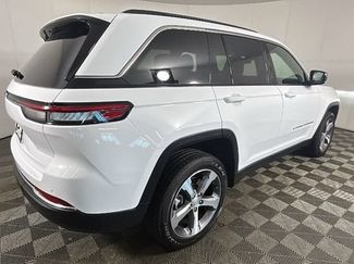 Used 2024 Jeep Grand Cherokee Limited 4xe w/ Trailer Tow Package AWD/4WD video 2