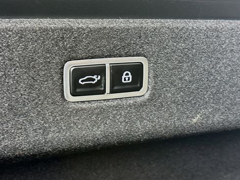 Used 2023 Hyundai Ioniq 6 SE w/ Cargo Package RWD image 29