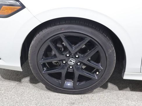 Used 2024 Honda Civic Sport image 8