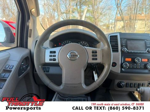 Used 2015 Nissan Frontier SV w/ SV Value Truck Package AWD/4WD image 23