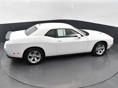 Used 2023 Dodge Challenger SXT image 45