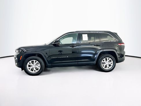 Used 2024 Jeep Grand Cherokee Limited AWD/4WD image 4