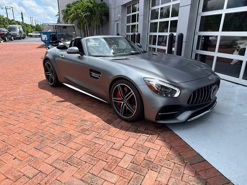 Used 2018 Mercedes-Benz AMG GT C image 1