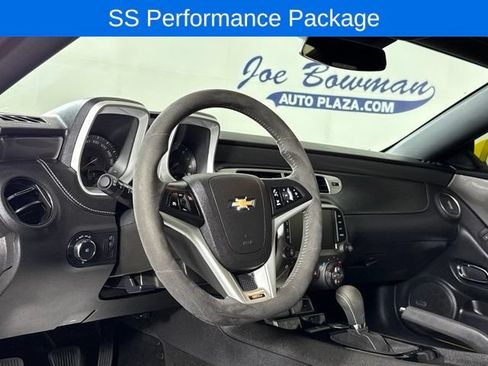 Used 2015 Chevrolet Camaro SS w/ SS Performance Package RWD image 12