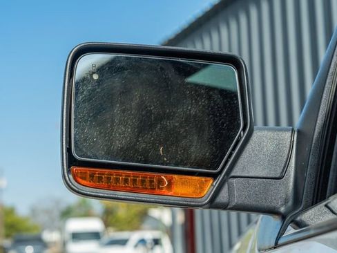 Used 2017 Ford Expedition Limited w/ Equipment Group 301A image 11