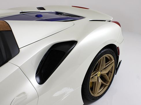 Certified 2020 Ferrari 488 Pista Spider RWD image 12