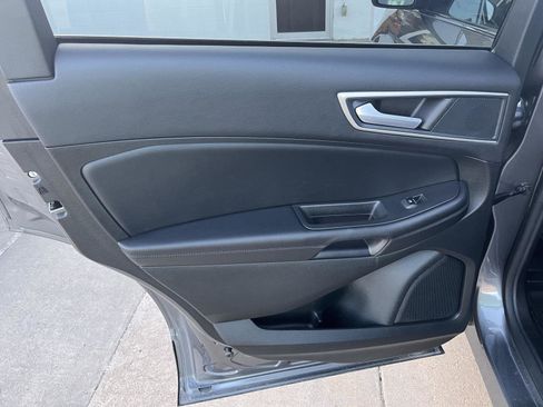 Used 2024 Ford Edge SEL w/ Convenience Package image 13