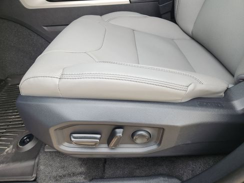 New 2026 Toyota Tundra SR5 w/ TRD Off-Road Premium Package image 21