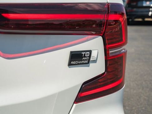 Certified 2023 Volvo S60 T8 Plus w/ Climate Package AWD/4WD image 8