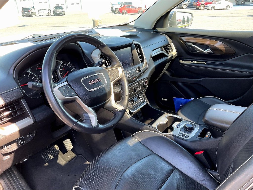 Used 2018 GMC Terrain Denali w/ Advanced Safety Package AWD/4WD image 5