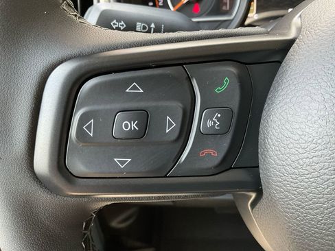 New 2025 Jeep Gladiator Sport image 34