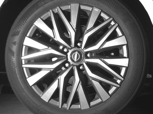 Used 2025 Nissan Altima 2.5 SV FWD image 15