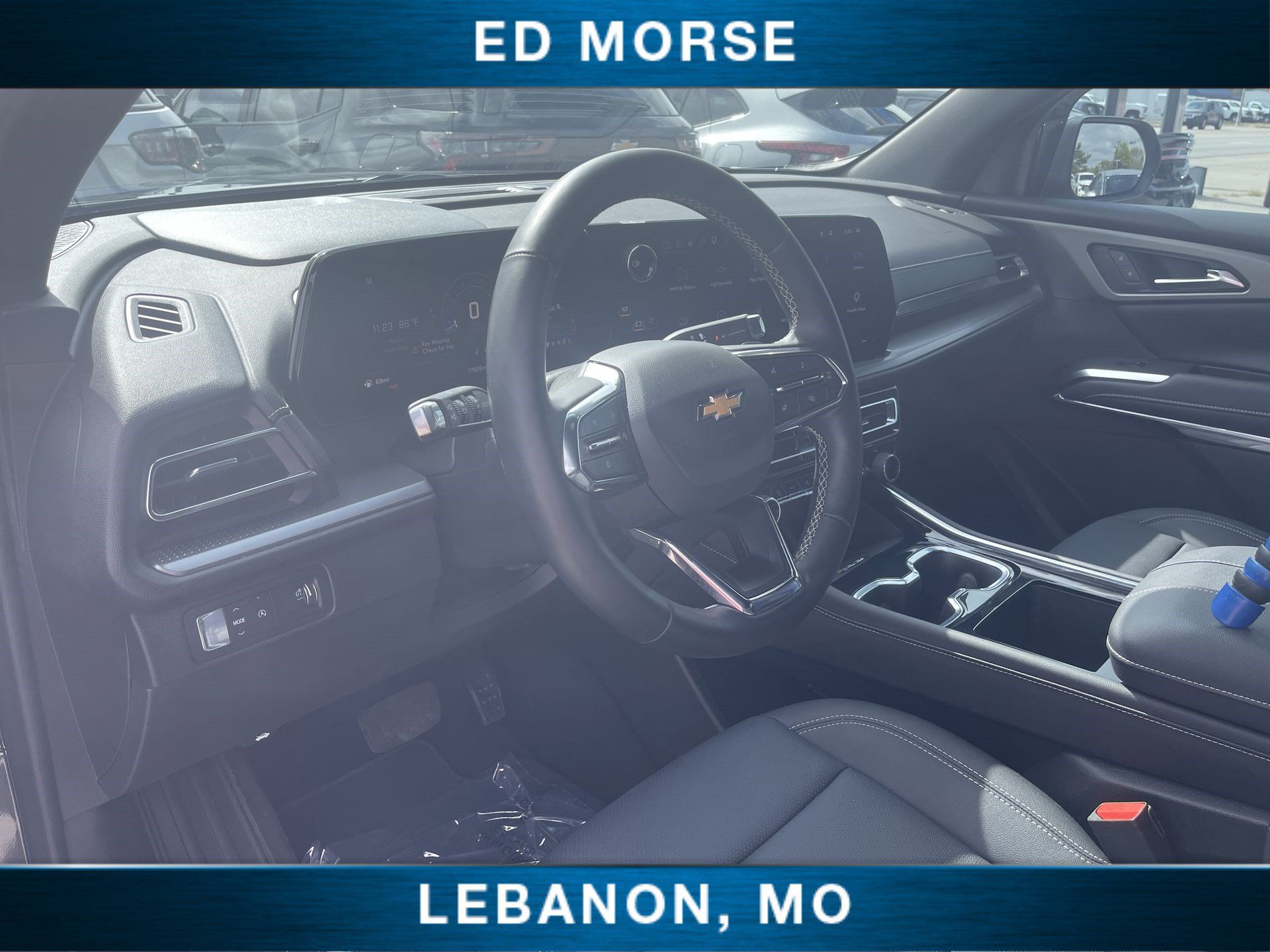 Used 2026 Chevrolet Traverse LT w/ Sun and Wheel Package FWD image 10