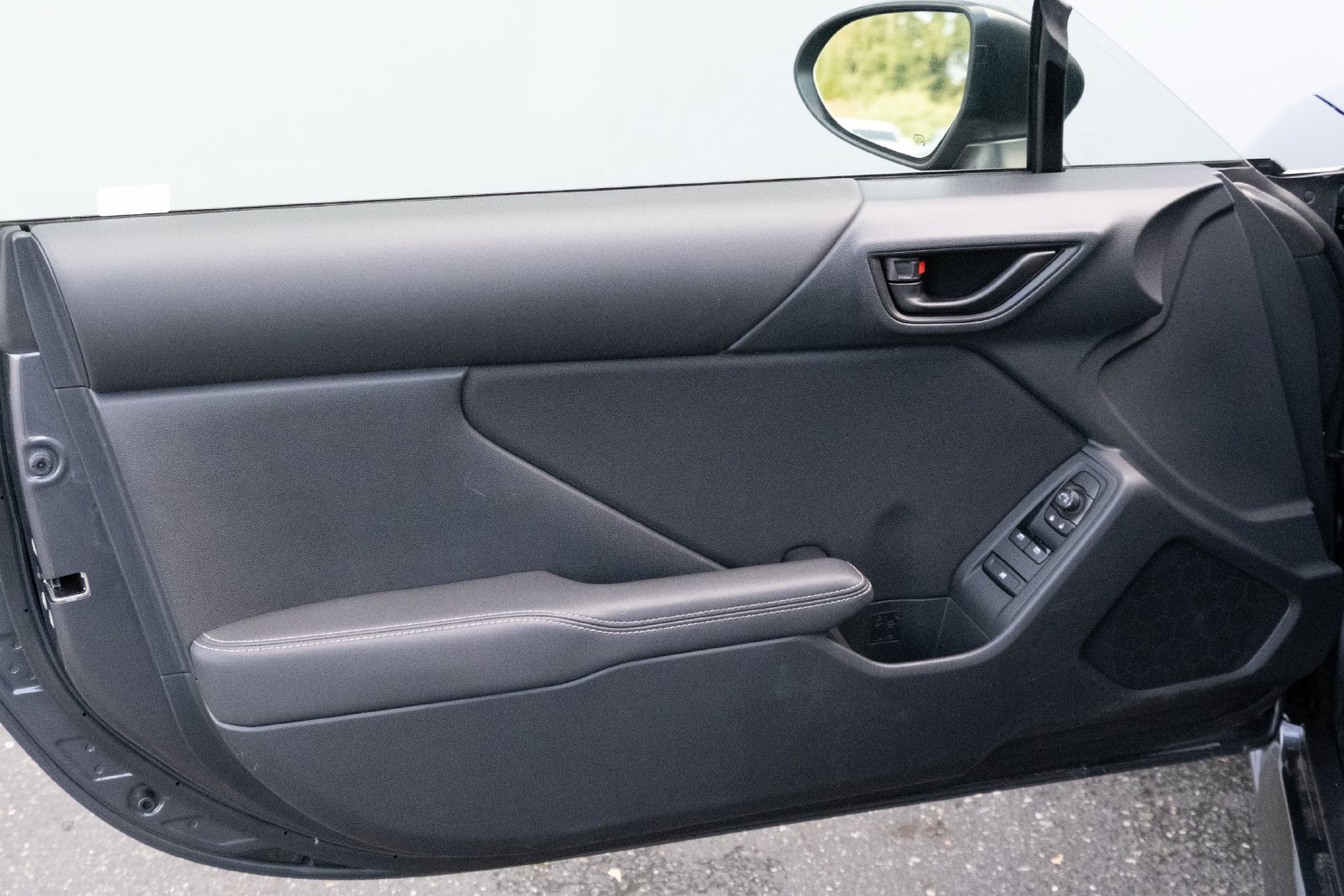 Used 2022 Toyota GR86 w/ ALL Weather Mat Package (TMS) RWD image 10