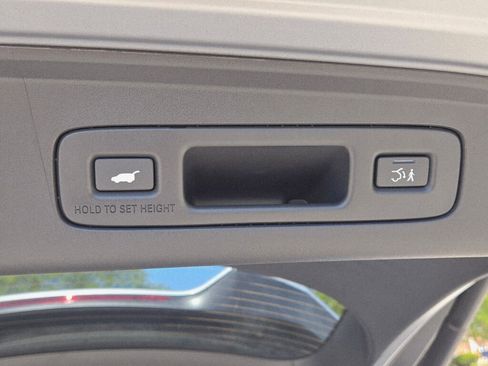 New 2025 Acura ADX Base image 18