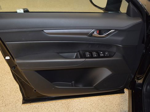 New 2025 MAZDA CX-5 AWD 2.5 S w/ Select Package image 14