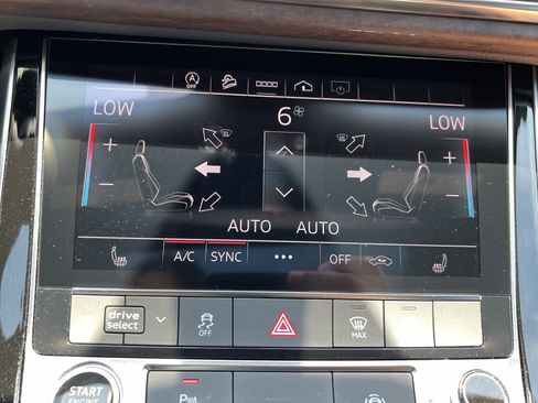 Certified 2024 Audi Q8 Premium AWD/4WD image 29
