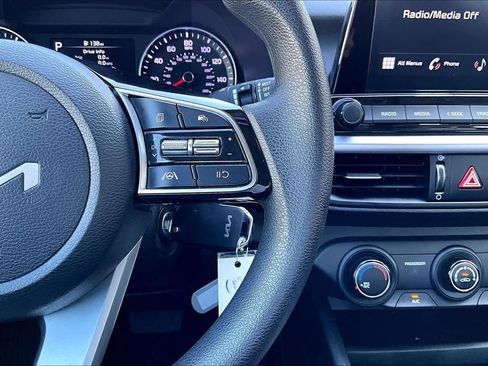 Used 2022 Kia Forte LXS image 25