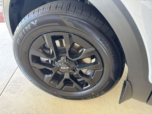 Used 2024 Kia Telluride SX X-Pro AWD/4WD image 16