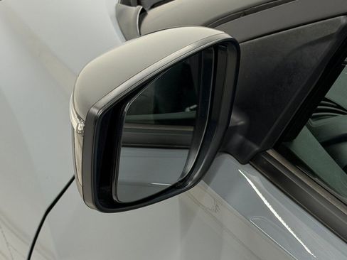 Used 2024 Nissan Kicks SR w/ SR Premium Package FWD image 34