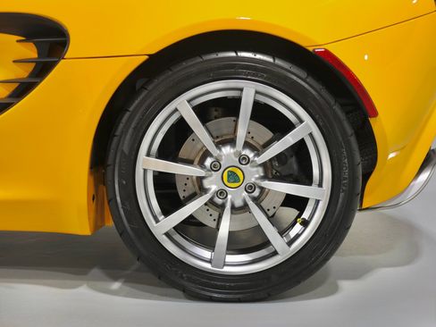 Used 2007 Lotus Elise RWD image 23